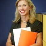 Dr Christobel Saunders